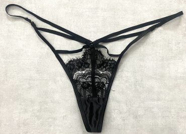 Стринги Hunkemoller черный