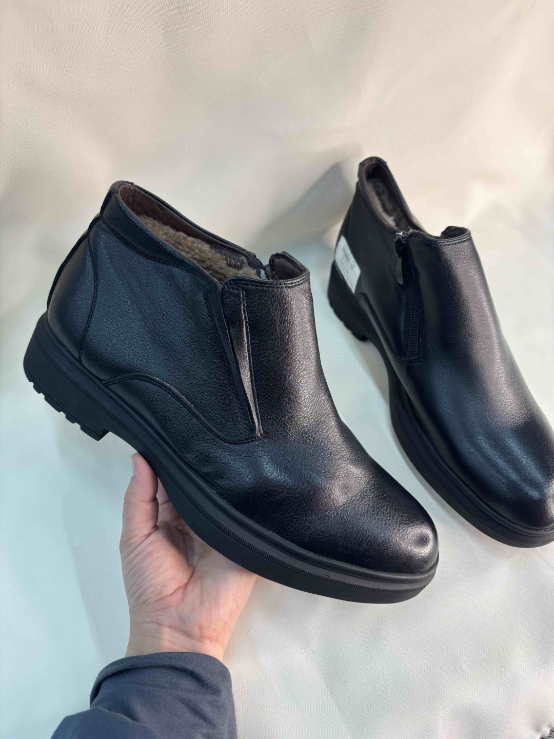 Ботинки BOTA черный