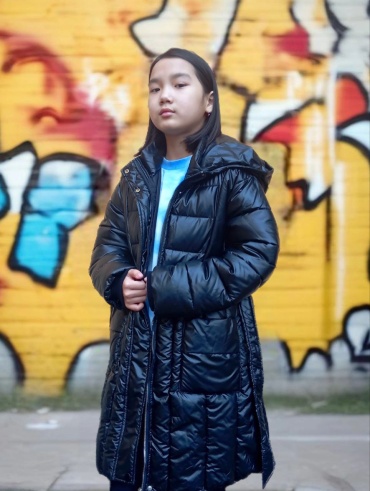 Пуховик Yixin черный