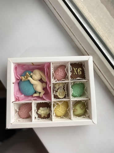 Bouquet_colibri Конфеты ручной работы «с пасхой» 16*12*3,5см