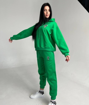 Костюм повседневный темно-зеленый