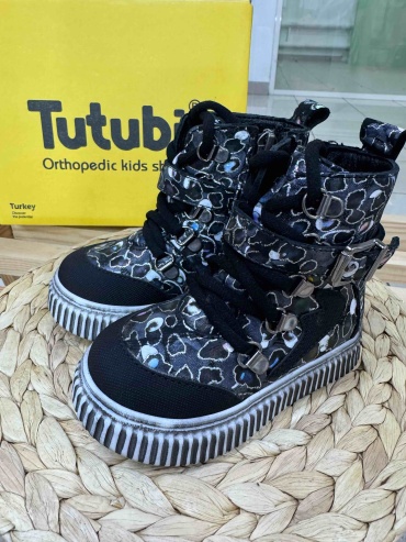 Ботинки Tutubi графит, черный