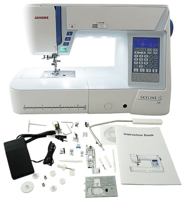 Швейная машина Janome Skyline S5 белый