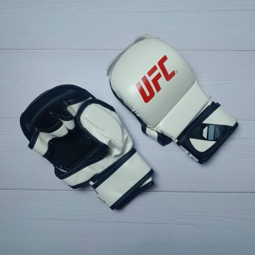 Перчатки UFC 03033 белый M