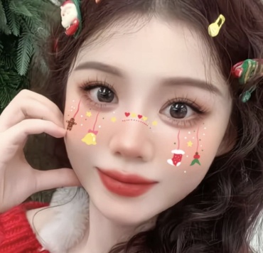 Новогодние наклейки на лицо