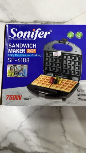 Вафельница Sonifer SF-6188 черный