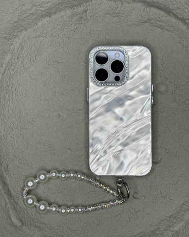Чехол Margo для Apple iPhone 13 Pro Max серебристый