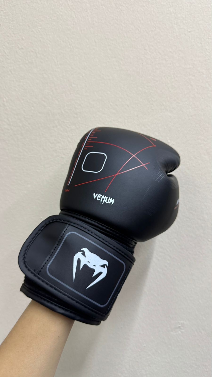 Боксерские перчатки Venum 8 oz черный