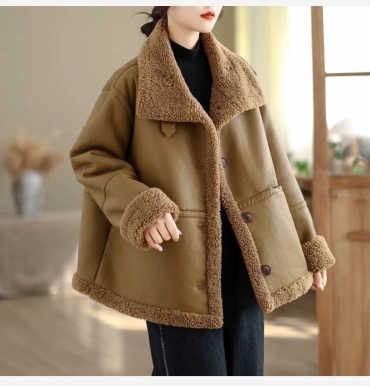 Дубленка Fashion & Best бежевый