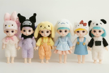 Кукла-модель SANTIMENT Sanrio Куроми, Хэллоу Китти, Пикачу 6 шт. 15 см