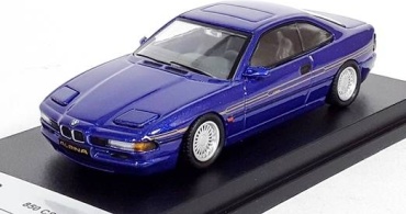 Модель BMW 850 CSI blue 1:64