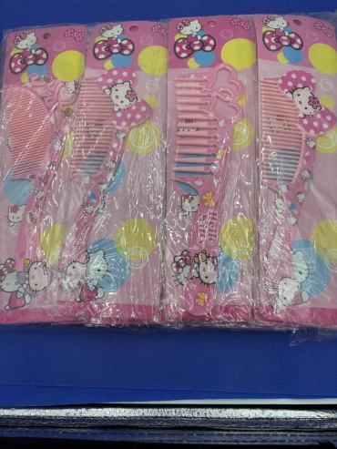 Расческа Hello Kitty, Упаковка 20 штук 6-8 лет