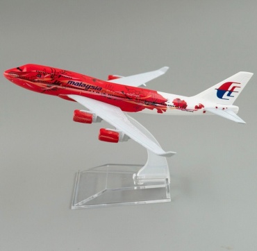 Металлическая модель самолёта Malaysia Airlines Boeing 747 Bunga Raya, 16 см