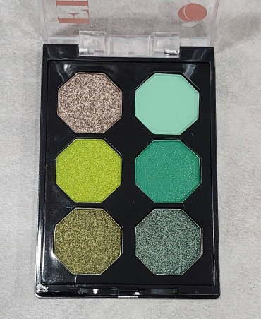 FARRES cosmetics тени прессованные 04 зелёный