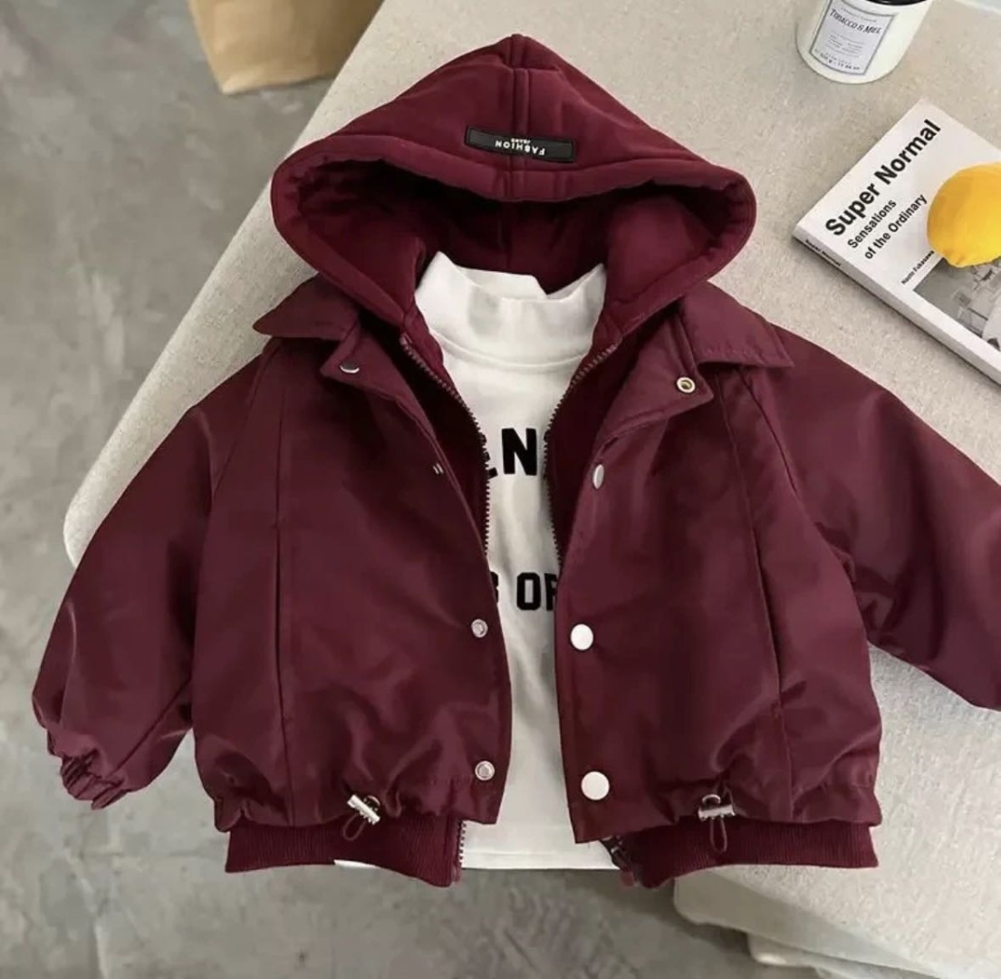 бордовый