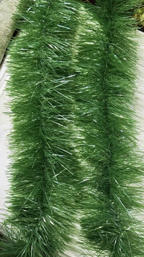 Мишура зеленая d15cm 2м
