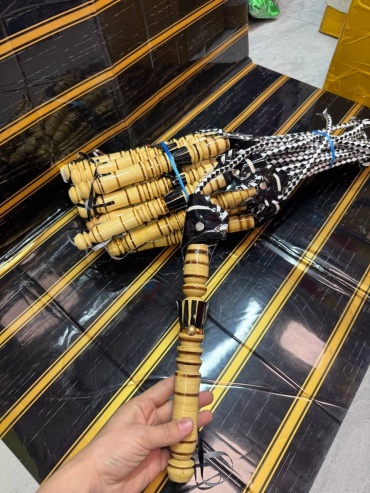 Сувенирные игрушки Камча қамшы