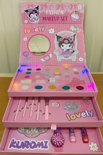 SANTIMENT Kuromi Fashion Makeup Set блеск, глиттер, лак для ногтей, набор, помада, тени 5+