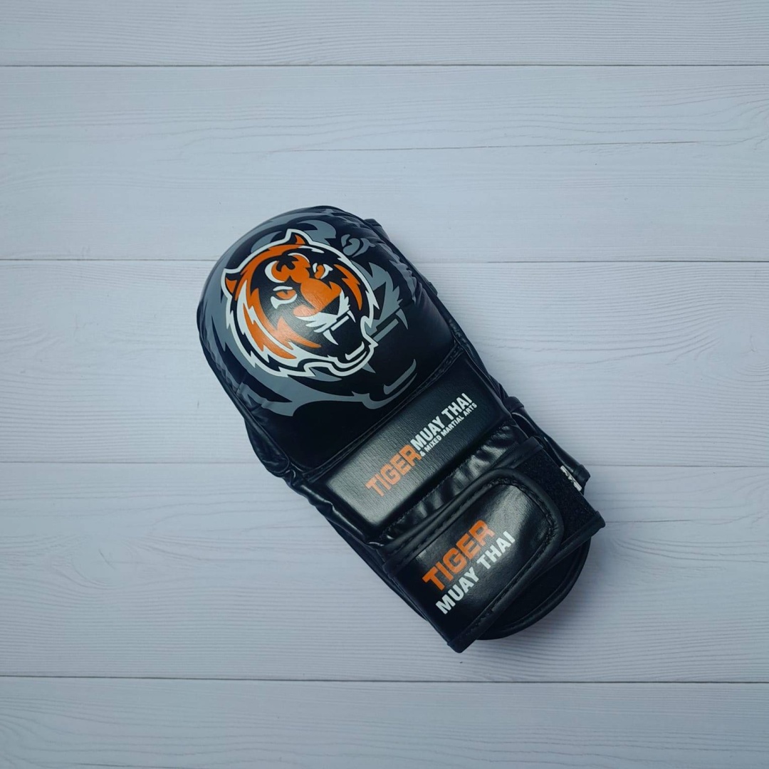 Перчатки TIGER 04040 черный M