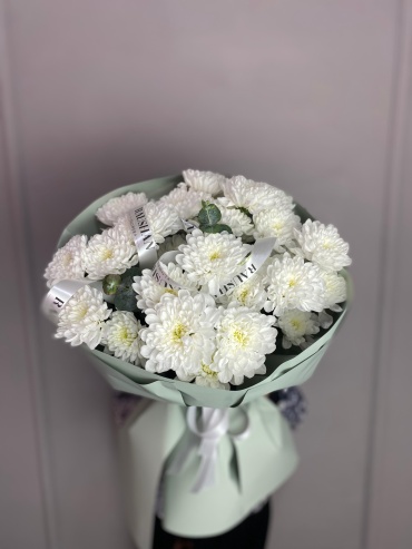 Raushan flowers Пышный букет из хризантем