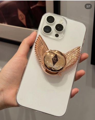 Попсокет Charlotte Tilbury золотистый