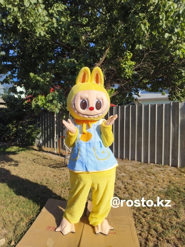 Карнавальный костюм Костюм Ростовой костюм Лабубу Labubu Rosto для аниматора желтый