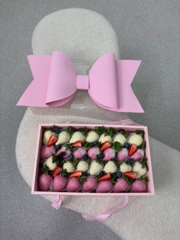 30262781_448365108 клубника в шоколаде 21*35*10 см