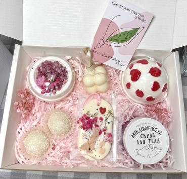 Bath_cosmetics_kz Сфера поцелуй, чаша бомбочка 850 г
