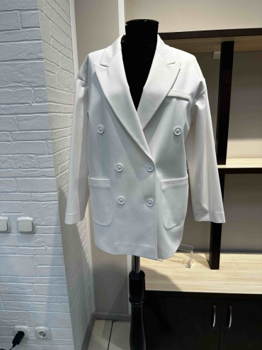 Пиджак полуприталенный белый, айвори