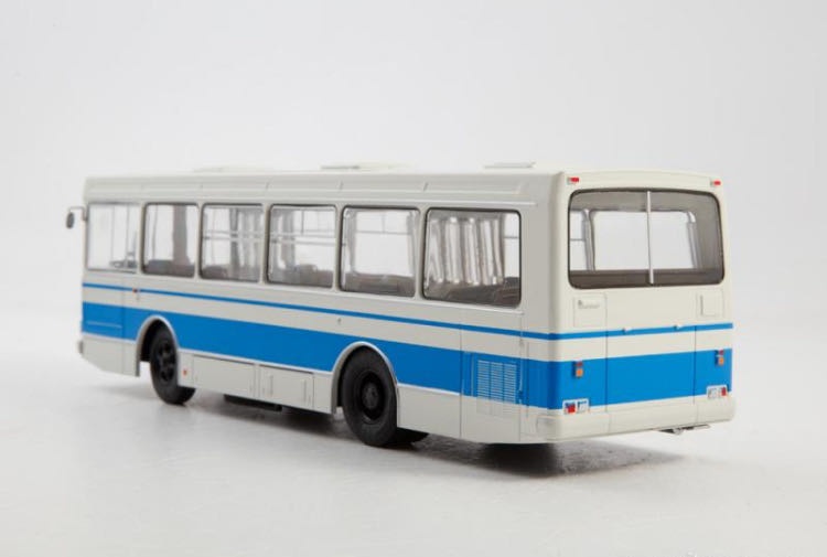 ЛАЗ-4202