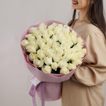 Flower.kz букет в оформлении роза 51 шт 50 см