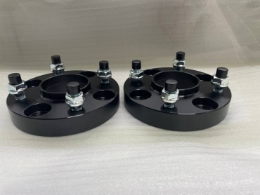 LVZ расширитель колеи 5x114.3 M12x1.5 60.1