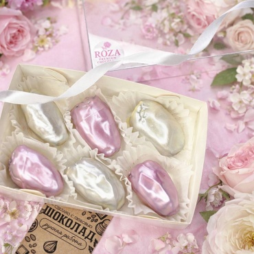 Roza Premium Королевские Финики с миндалём в бельгийском шоколаде 6 шт 15х10х4 см