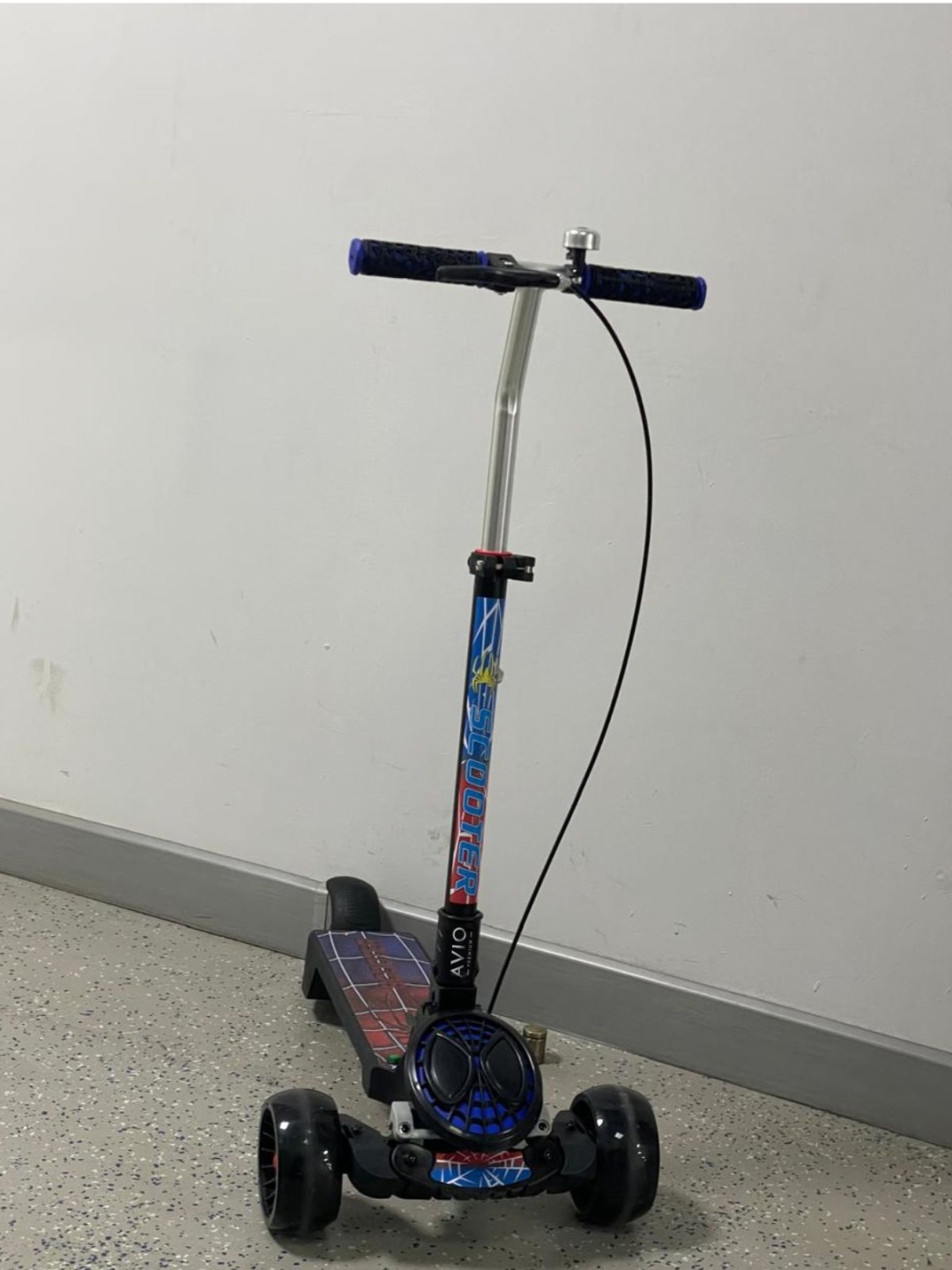 AVIO Spider man 2T8 черный