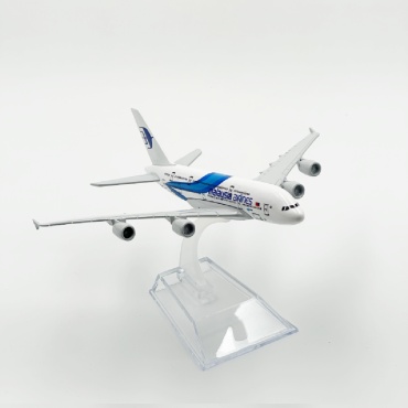 Самолет Kuvert A380 Malaysia 16 см 1:400