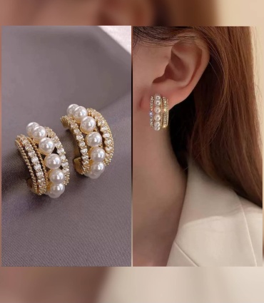 Серьги LAREY Aurora Glow бижутерный сплав, стразы, искусственный жемчуг