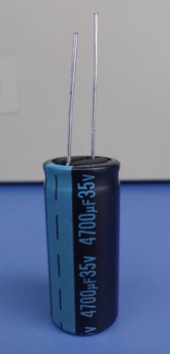 Конденсатор электролитический JAMICON 4700mf 35V 4700 мкф 35В 4700 мкФ 35 В, 1 шт.