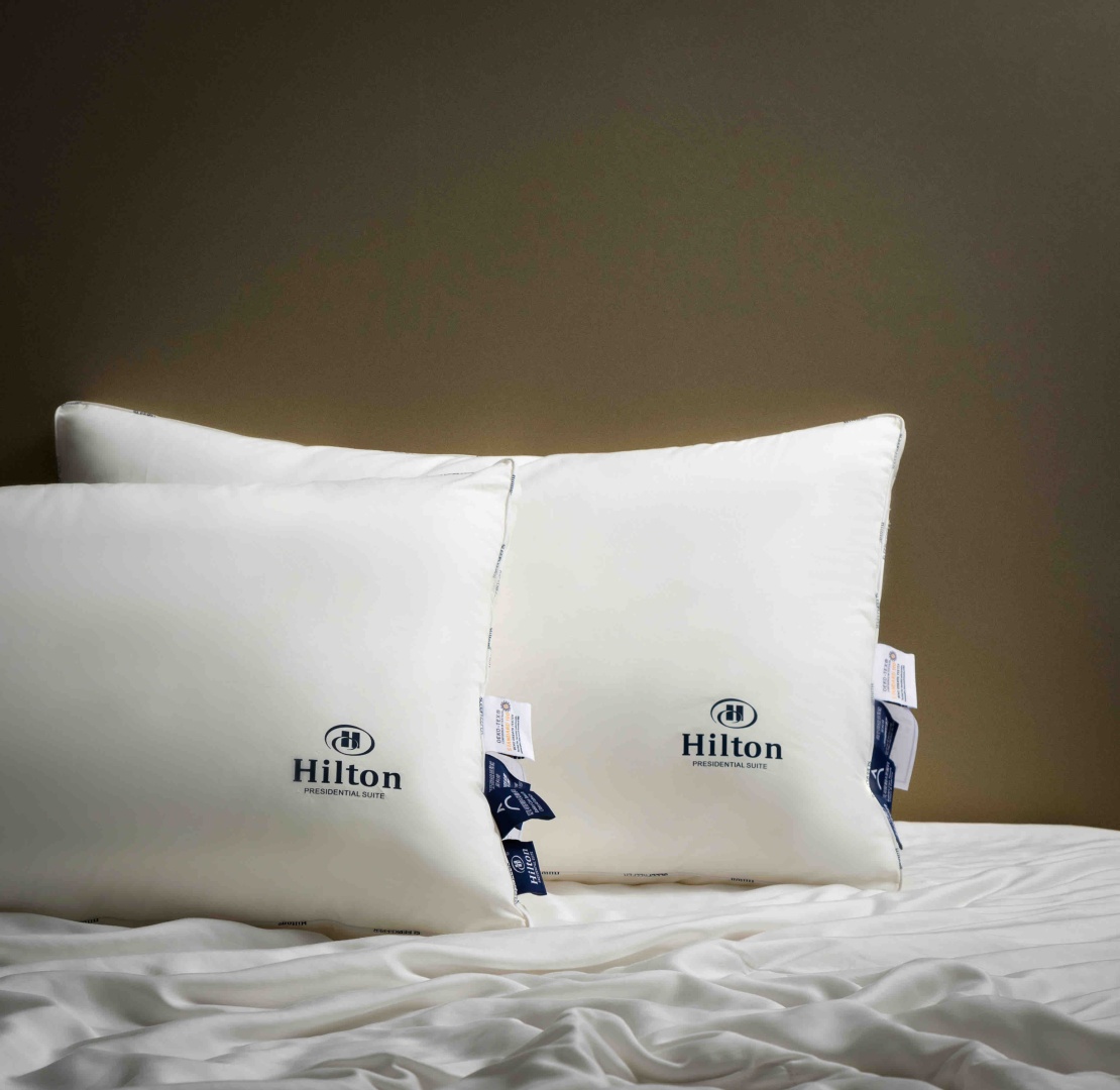 Подушка Hilton 48x74 см, полиэфир