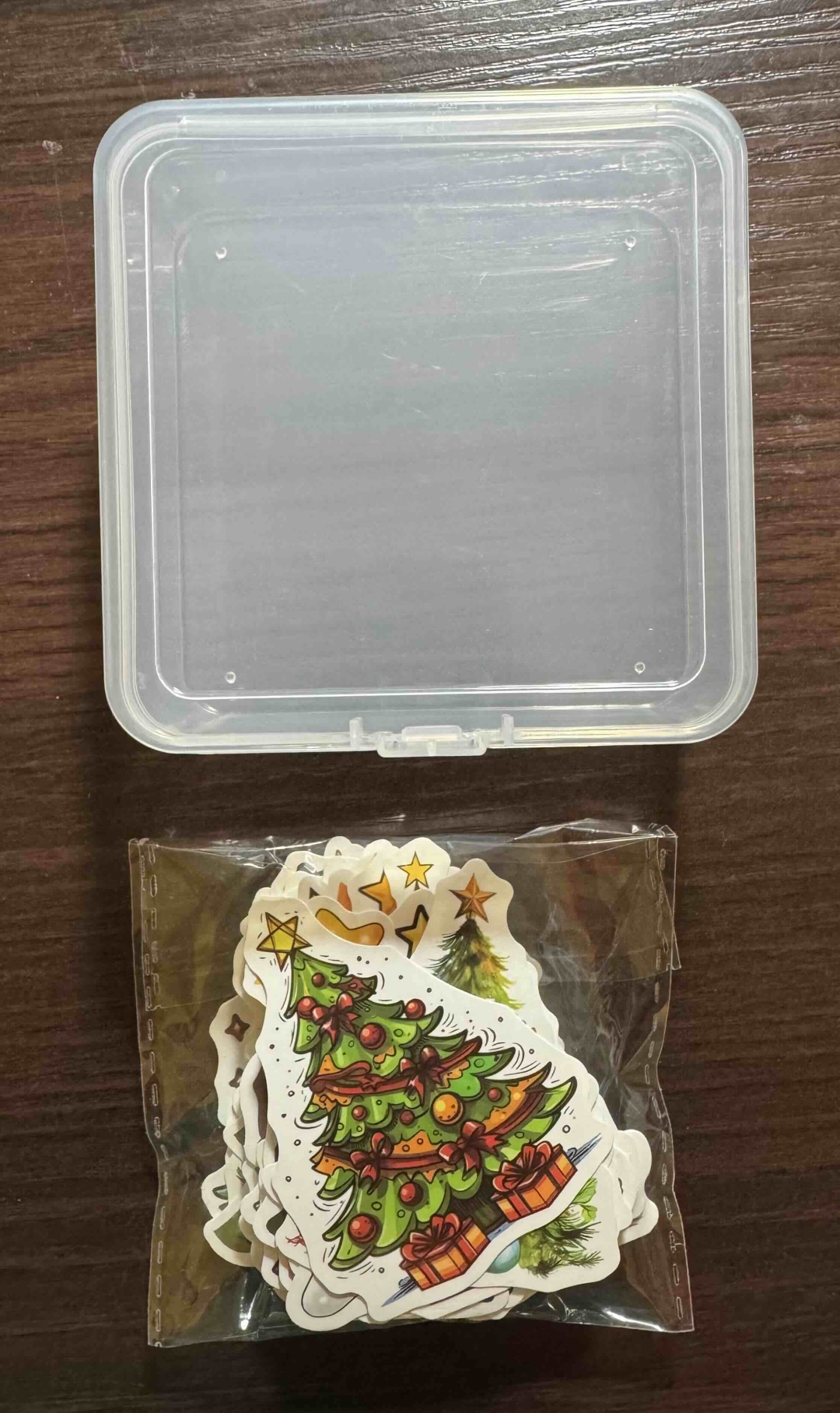 Наклейки Наклейки