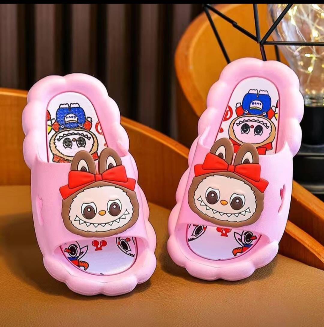 розовый
