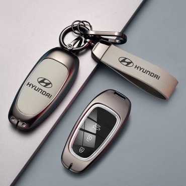 Чехол Hyundai Santa Fe, Sonata, Tucson белый