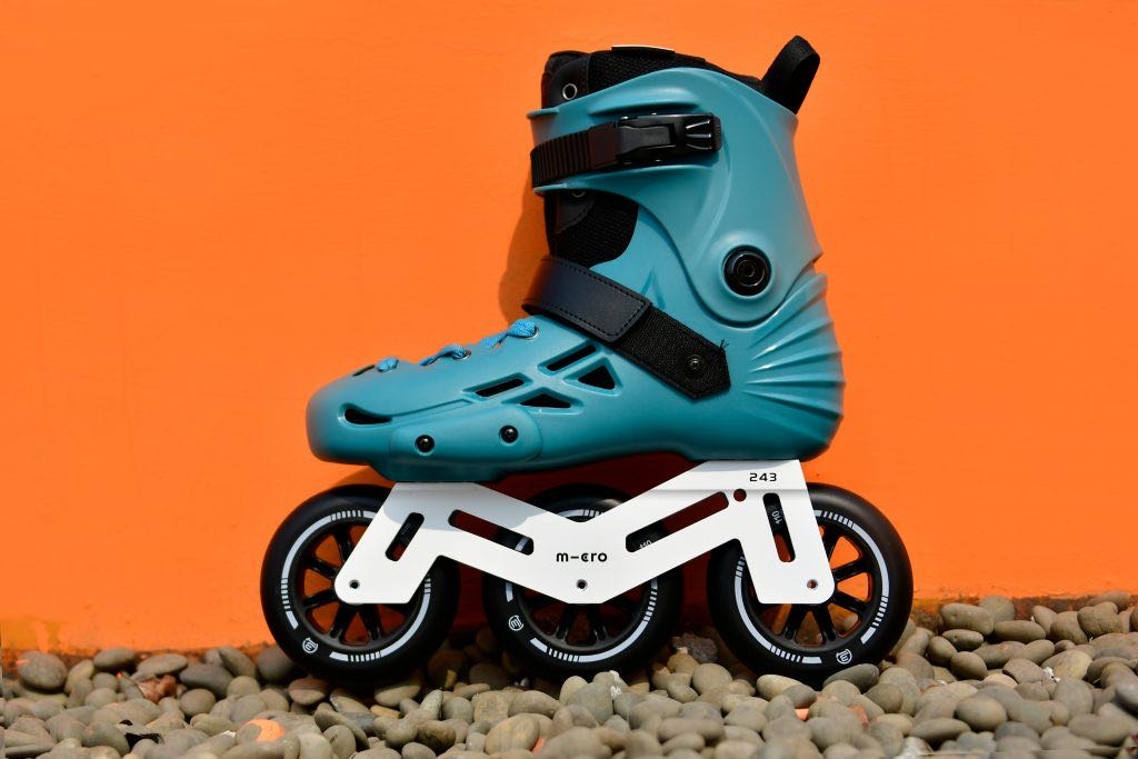 Роликовые коньки Micro MT3 зеленый 41-42