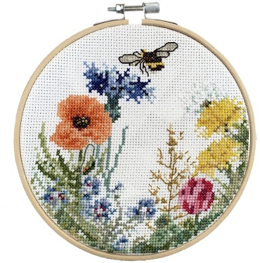 Набор для вышивания "Wild Flowers" D 16 см