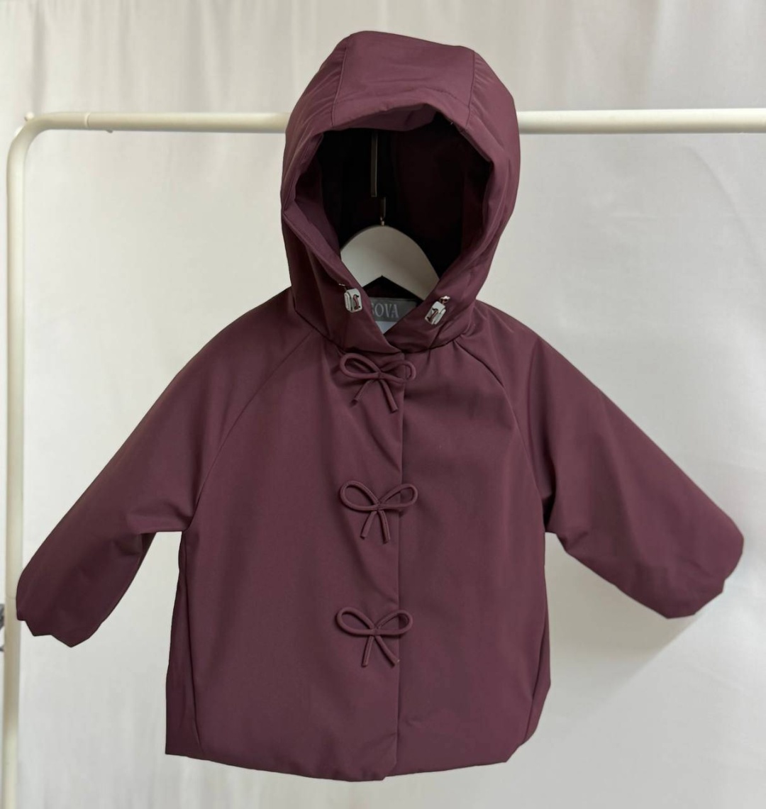 бордовый