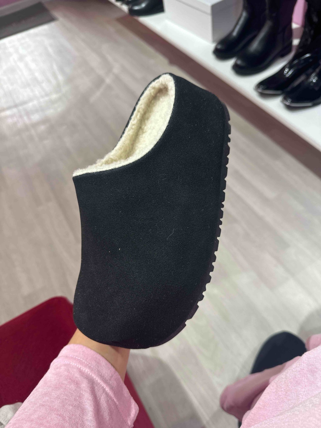 Сабо черный