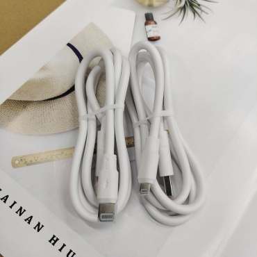 Кабель Lightning, 1.5 м, белый
