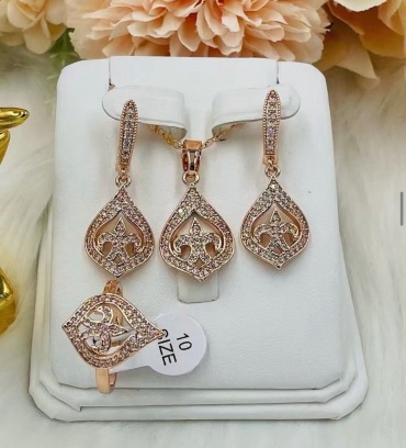 Mirror Flower медицинское золото, фианит