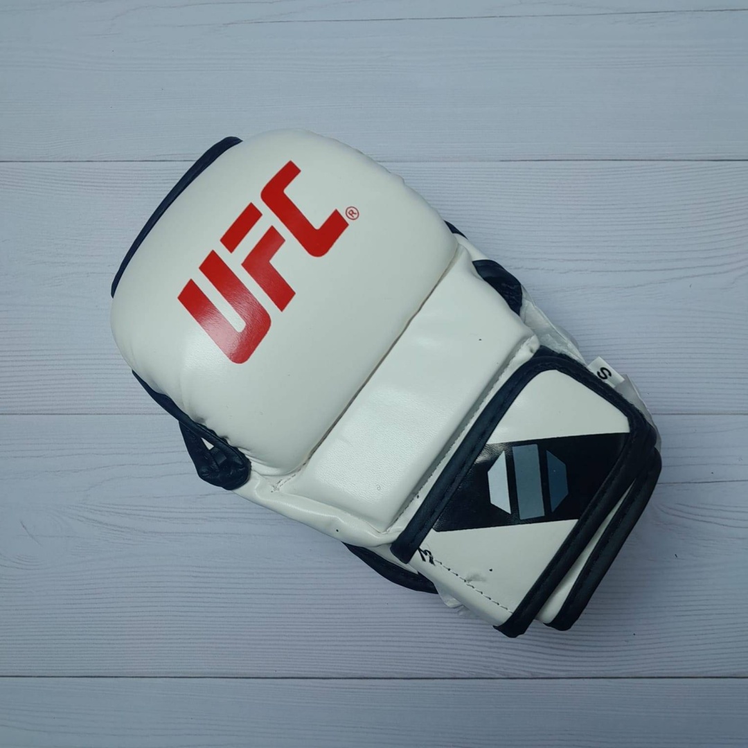 Перчатки UFC 03033 белый L