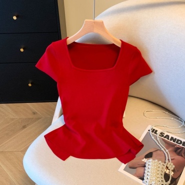 Кофта красный