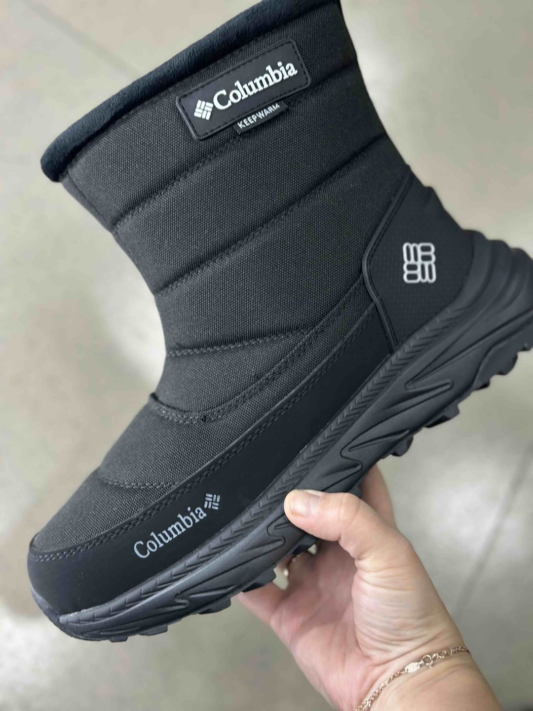 Дутики черный
